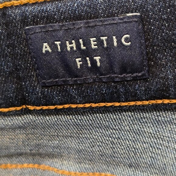Lucky Athletic Fit Jeans - Size 46x30 - Picture 3 of 5
